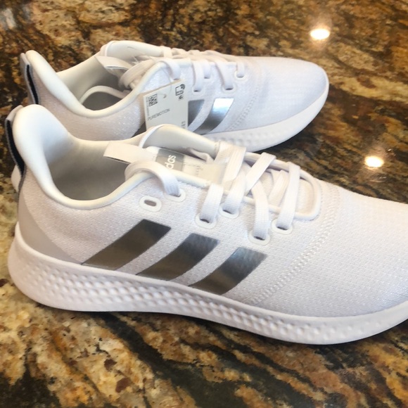 Brand new Adidas the shoes - Picture 4 of 6
